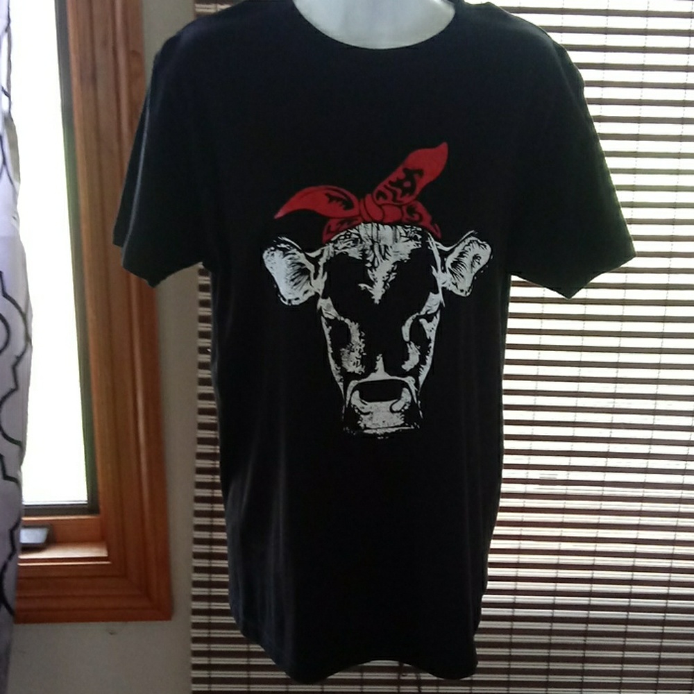 ❌Cow bandana t shirt❌